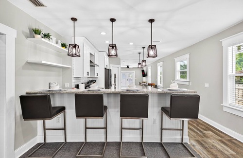 Tampa Heights Casa | Rest & Recharge | Modern Comfort Near Downtown