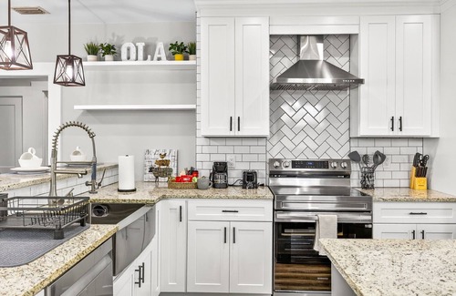 Tampa Heights Casa | Rest & Recharge | Modern Comfort Near Downtown