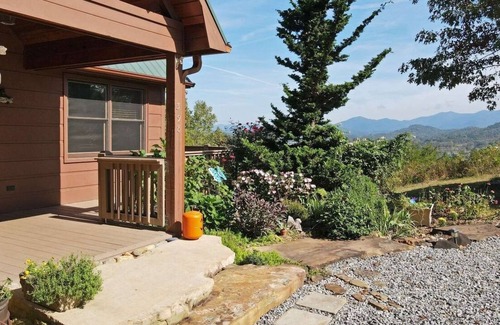 Murphy Cabina | Rest, Relax, and Reset - 4 bd/3 bth - 5min to town