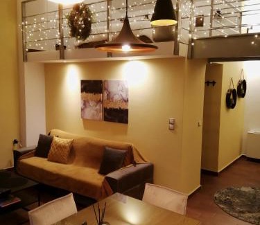 Kalavrita Apartamento | REST SUITE On The Pedestrian Street
