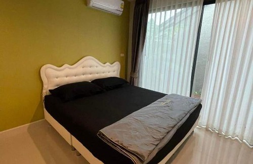 Surat Thani Casa | Rest Surat by Aurassaya (บ้านพักสุราษฎร์ธานี)