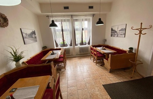 Klatovy Casa | Restaurace a Penzion Klatovský Dvůr