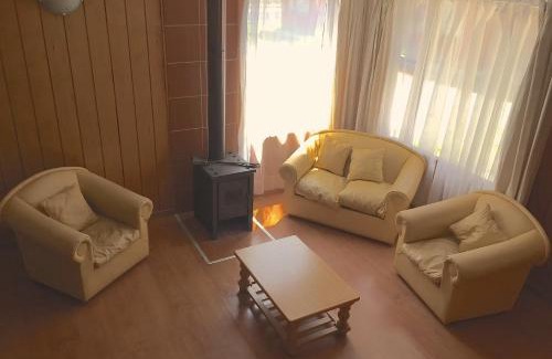 Ancud Apartamento | Restaurant, Cabañas y Hotel Polo Sur