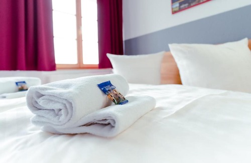 Friedrichstadt Casa | Restaurant und Pension Alberthafen