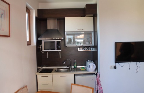 Aheloy Apartamento | Restful, 1 Bed Apt, 4* Vineyards