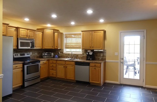 Lawrenceburg Casa | Restful Bourbon Trail Lodge with Pool and Hot Tub