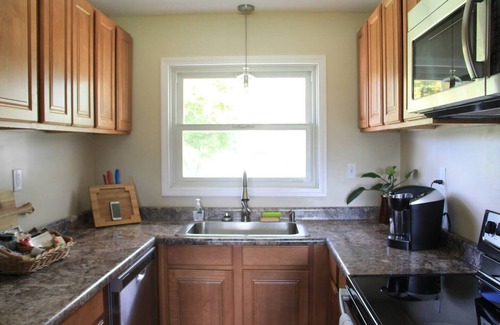 Radcliff Casa | Restful Retreat, 3BR/2BA on 2 acres, Pet Friendly
