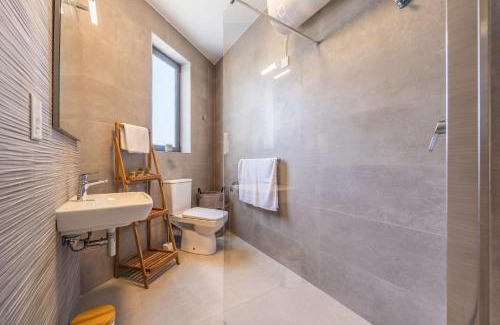 Msida Apartamento | Restful Retreat Modern apartment & large spaces