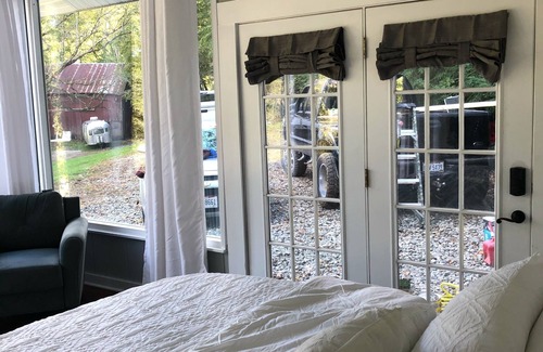 Rockbridge Otro | Restored 1800s Farmhouse in Beautiful Hocking Hills