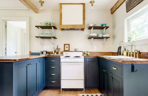 Livingston Manor Cabaña | Restored 1950s Countryside Cottage Retreat