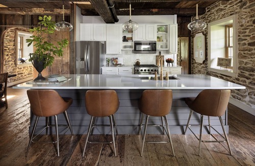 Columbia Casa | Restored Distillery, Sunroom + Sauna