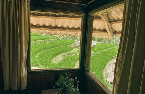 Sa Pa Casa | Restored Local Hmong House in Sapa ethnic people villages