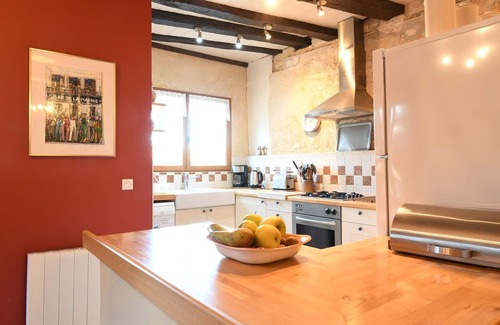 Carlux Casa | Casa de piedra restaurada en un bonito pueblo en el corazón del Périgord Noir