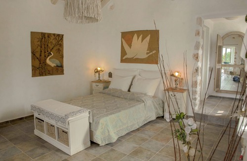 Manganos Villa | Villa de piedra restaurada con vistas al mar y jardín orgánico cerca de Fiscardo.