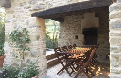 San Giustino Casa | Restored Watermill with Rock Pool and Waterfall