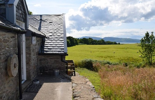 Kilfinan Casa | Restored watermill with stunning views of Loch Fyne