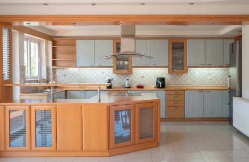Rethymno Apartamento | Rethymnian Luxury Seaview Apartment