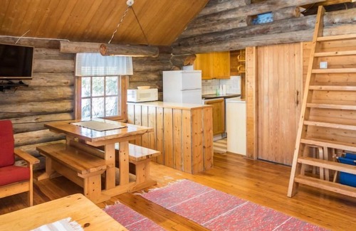 Kuusamo Casa | Retkietappi kelopirtti by Interhome