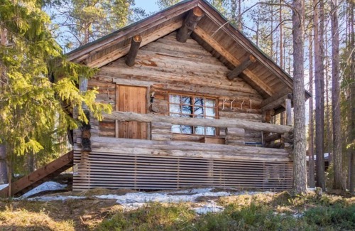 Kuusamo Casa | Retkietappi kelopirtti by Interhome