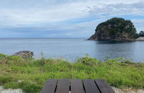Sado Otro | ReTreat佐渡風島 グランピング- Self Check-In Only