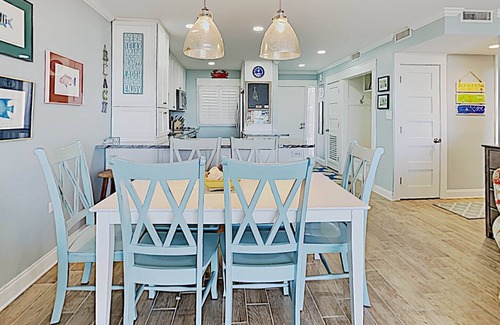 North Litchfield Beach Condominio | Precioso retiro de 514 Litchfield. Bellamente amueblado!