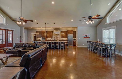Tuscola Casa | Retreat Abilene | A Retreat DFW Experience