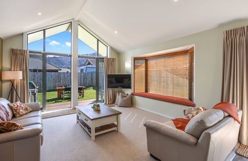 Hanmer Springs Cabaña | Retreat By The Green - Casa de vacaciones Hanmer Springs