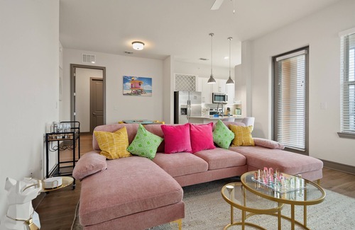 Naples Apartamento | Retreat for up to 16: 5BR/4BA, Pool, Gym, Theater