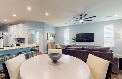 San Luis Casa | Retreat | Gulf Views | Large Deck | Group Ready