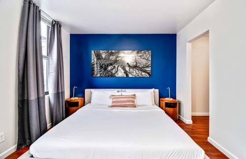 Chinatown Apartamento | Retreat in a Stylish 2B Apartment