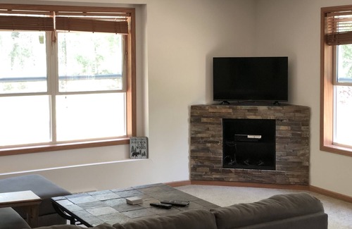 Nekoosa Casa | Retiro en los pinos - 5 min. a Sand Valley Golf & Lake Acceso a Petenwell