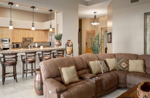 Rio Verde Foothills Casa | Retreat in this Warm Desert Dwelling in Rio Verde Foothills w/ amazing views, ama pool
