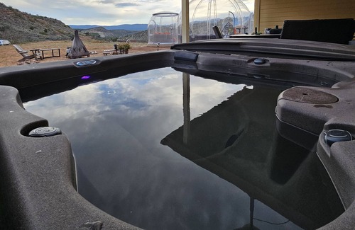 Cornville Casa | Retreat Near Sedona-Domes, Hot Tub, Sauna, 4BR/3BA