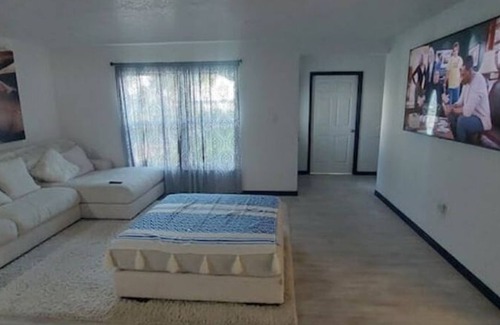 Tavares Casa | Retreat Overlooking Lake Dora!
