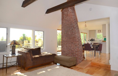 Glenford Cabaña | RETREAT TO SPENCER COTTAGE Relax w. Friends Family