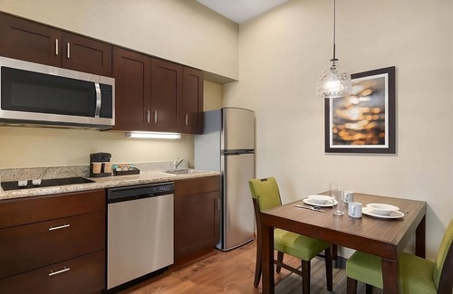 Feather Sound Hotel | Retreat to Understated Elegance! Free Breakfast, Full Kitchen, Outdoor Pool!
