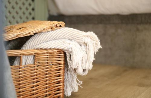 Aldborough Otro | Retreats