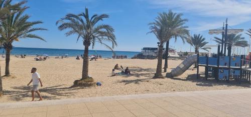 Grau i Platja Apartamento | RETRO Apartamento Divino con Piscina y Playa familias parejas