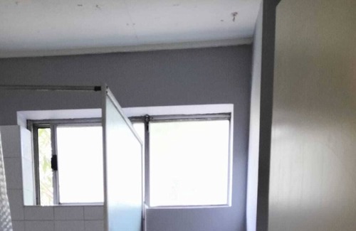North Parramatta Apartamento | Retro apartment close to Parramatta CBD and Sydney.