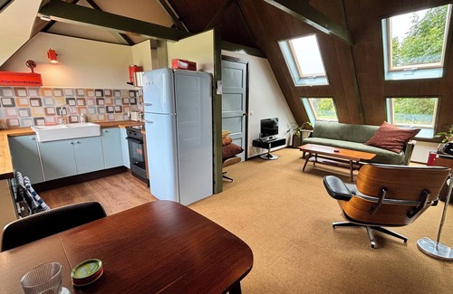 Huns Apartamento | Retro appartement in jaren ‘70 stijl