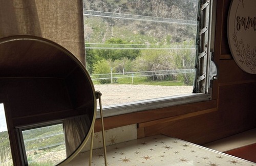 Lava Hot Springs Casa | Retro Camper full size bed