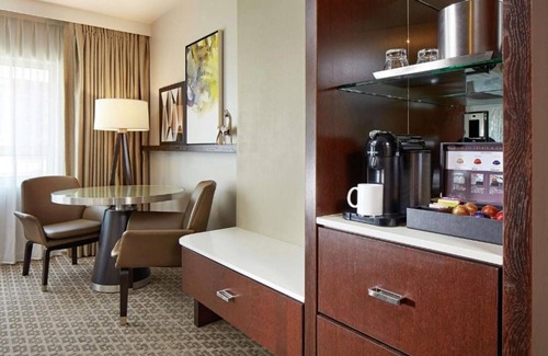 Downtown Dallas Casa | Retro-chic hotel in downtown Dallas