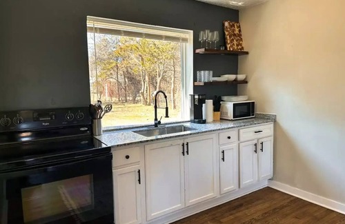 Central Oklahoma City Casa | Retro design house nears the Zoo