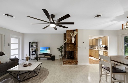 South Corals Casa | Retro Getaway Home by PMI