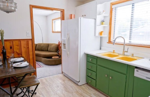 Twin Lakes Casa | Retro home minutes from downtown Denver