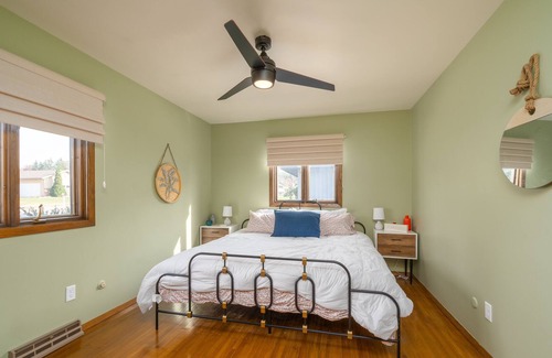 Sioux Falls Casa | Retro Ranch W/ Backyard Oasis