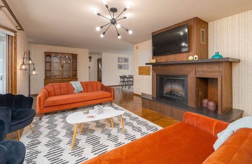 Sioux Falls Casa | Retro Ranch W/ Backyard Oasis