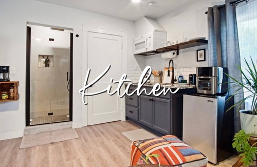 Central Oklahoma City Apartamento | Retro Studio Huge Shower 3min-asian Dist