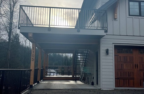 Revelstoke Casa | Revelstoke’s Seasonal Carriage House