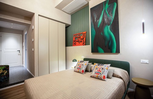 Vasto Cama Y Desayuno | Reverse Art Hotel